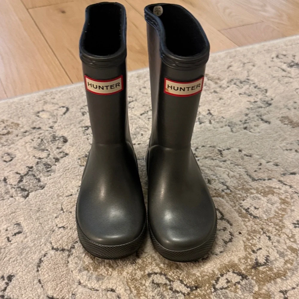 Hunter kids gray metallic Rain Boots